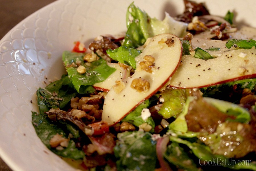 salata-me-mhla-kai-paparoynosporo-1-900x600