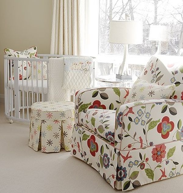 Chic-contemporary-kids-room-with-a-round-crib2