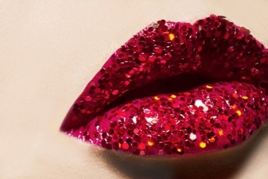 Red-Glitter-Lips